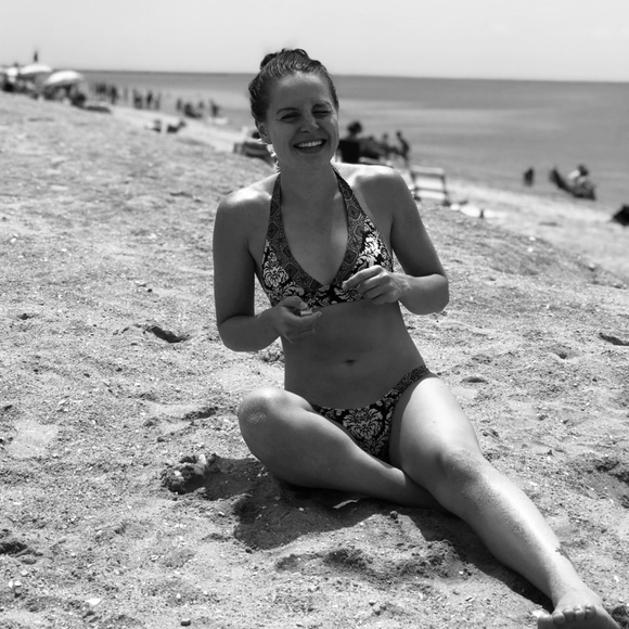 Meet your Posher, Ashley - Picture 1 of 3